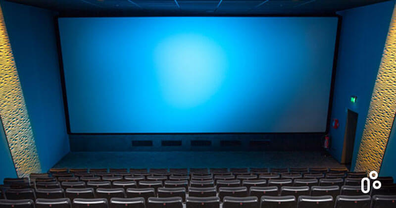 映画館でリクライニングチェアを - TiMOTION